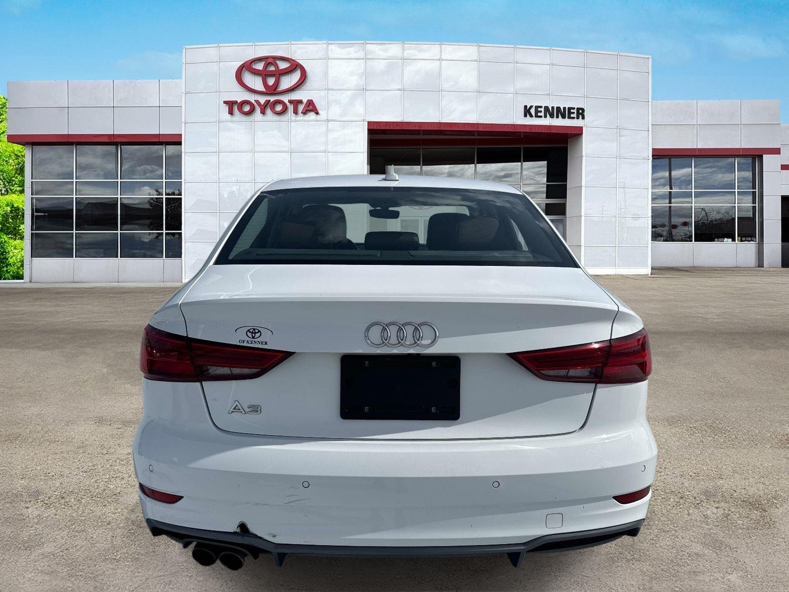 Used 2017 Ibis White Audi Premium Plus image 5