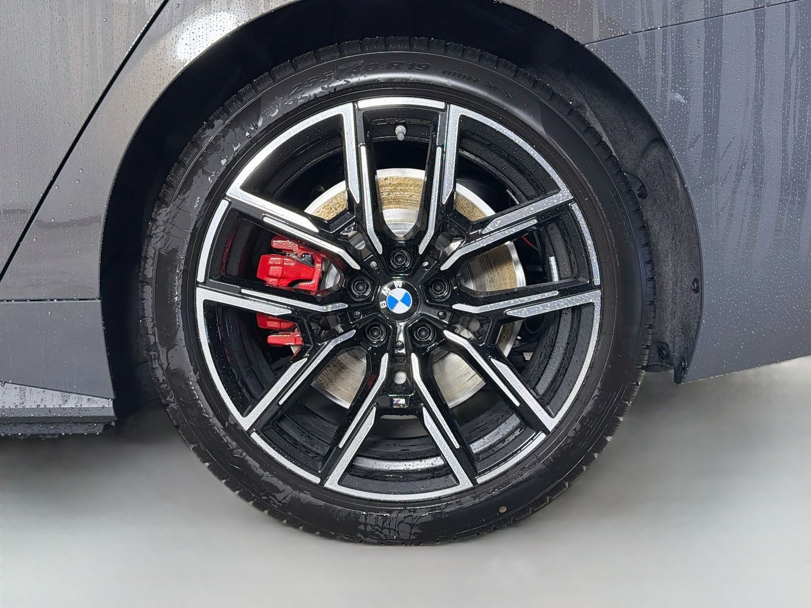 New 2026 Dravit Grey Metallic BMW eDrive40 image 33