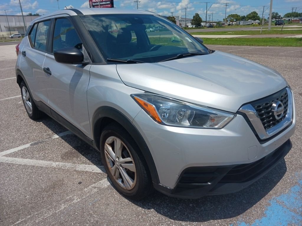 2020 Nissan Kicks 1.6 S's photo