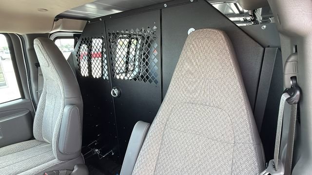 2025 Chevrolet Express Cargo Work Van - Photo 20