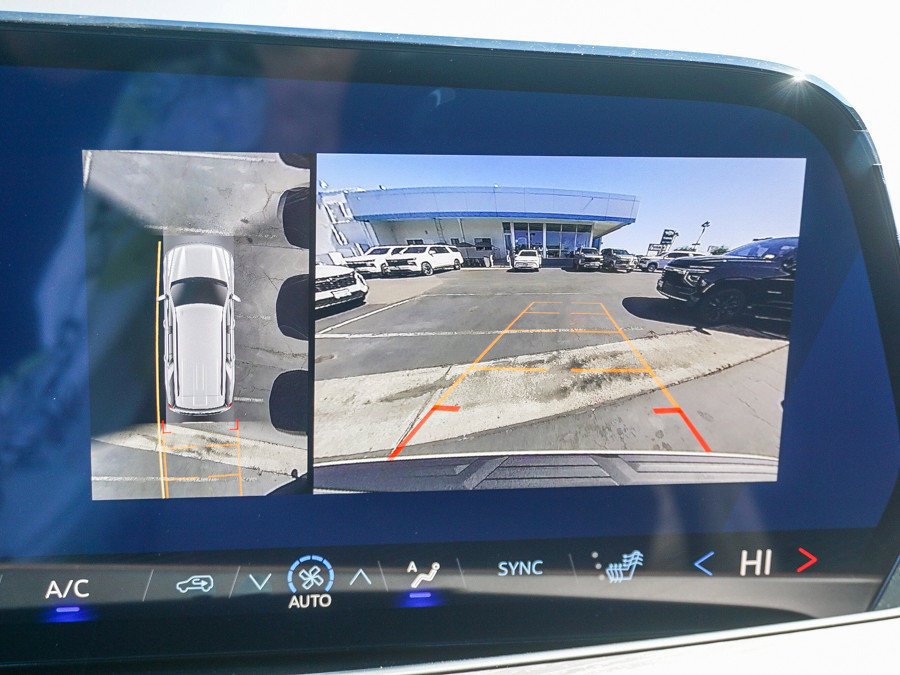 2027 Chevrolet Tahoe LT - Photo 23