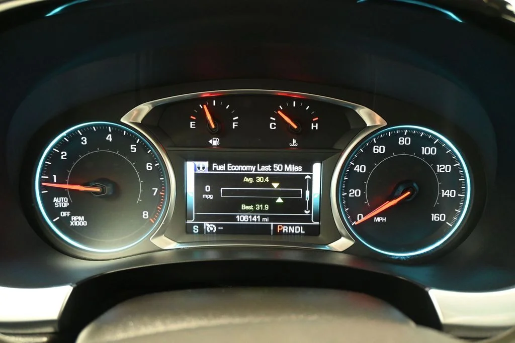 Used 2019 Gray Chevrolet RS image 15