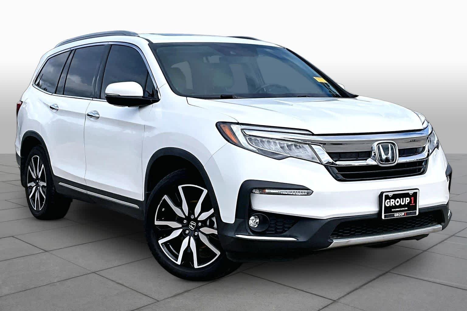 Used 2022 White Honda 2WD Touring 8 Passenger image 3