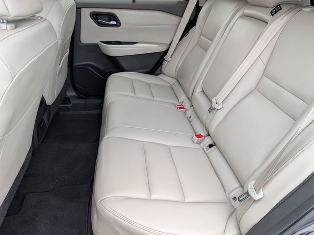 Used 2023 Black Nissan SL image 27