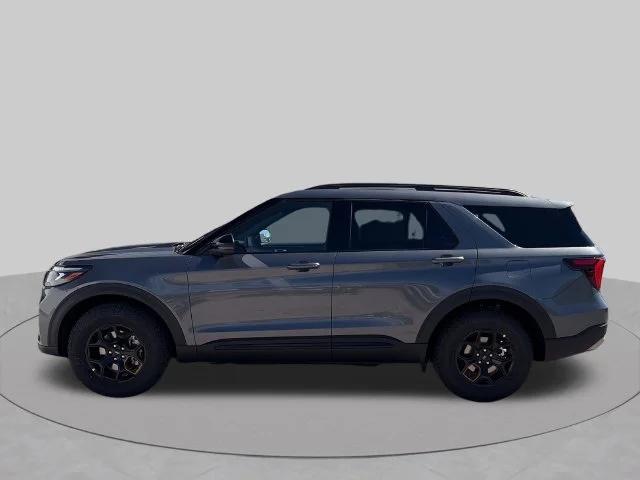 New 2026 Carbonized Gray Metallic Ford Tremor® image 3