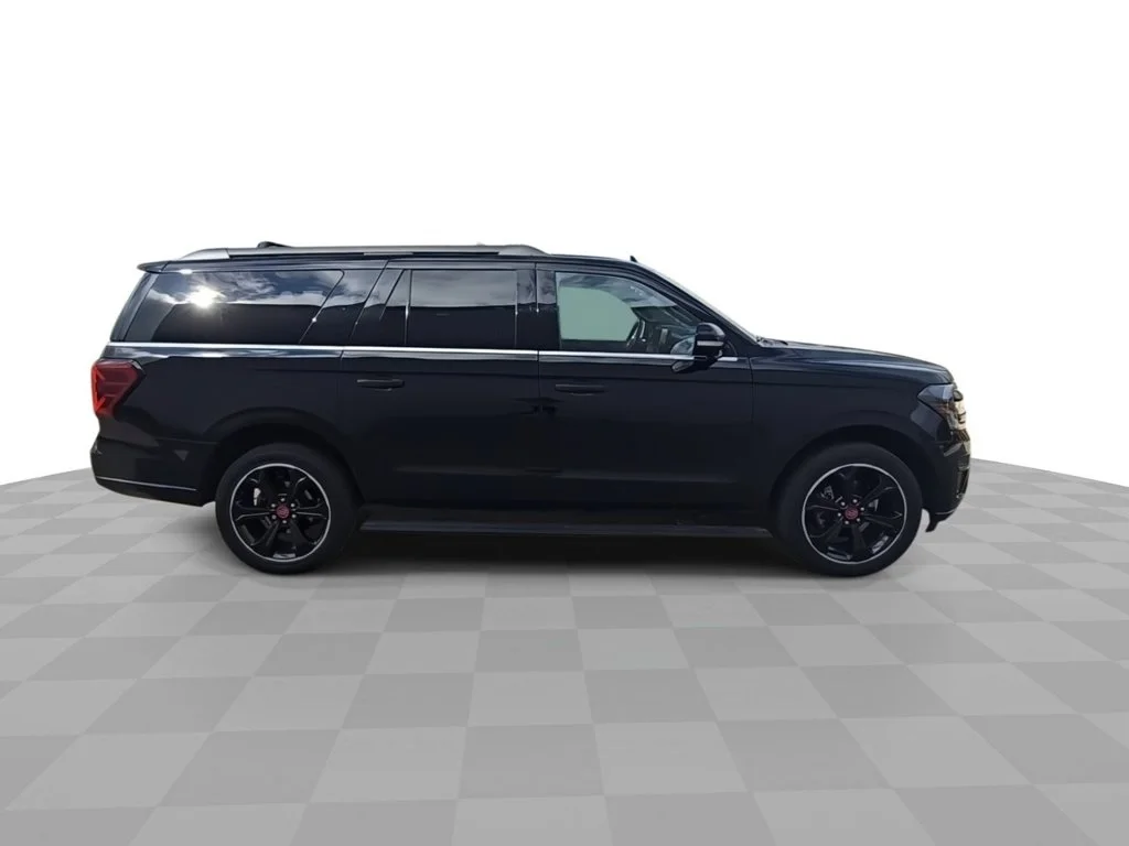 Used 2023 Black Ford Limited image 9