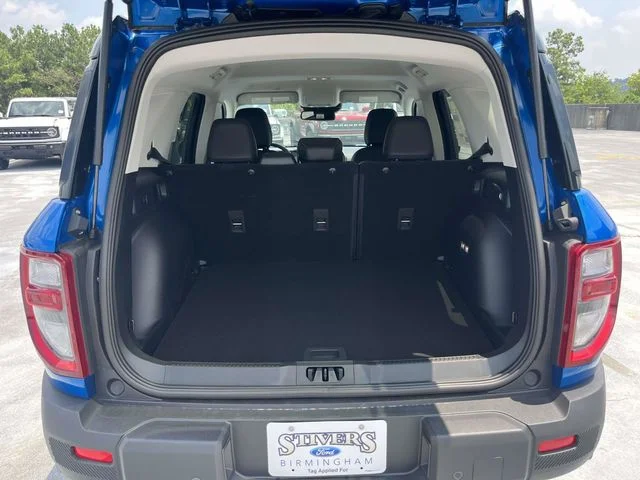 New 2026 Velocity Blue Metallic Ford Outer Banks® image 10