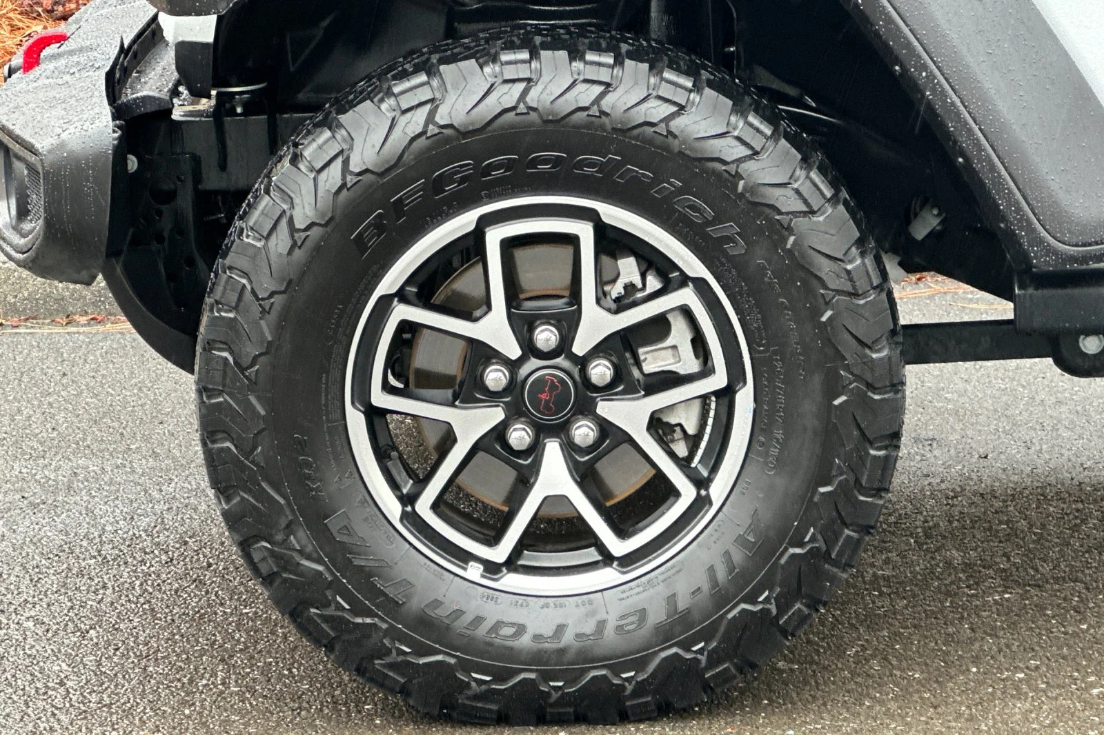 Used 2025 White Jeep Rubicon image 24
