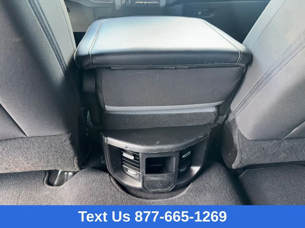 Used 2024 White Ram Big Horn image 24