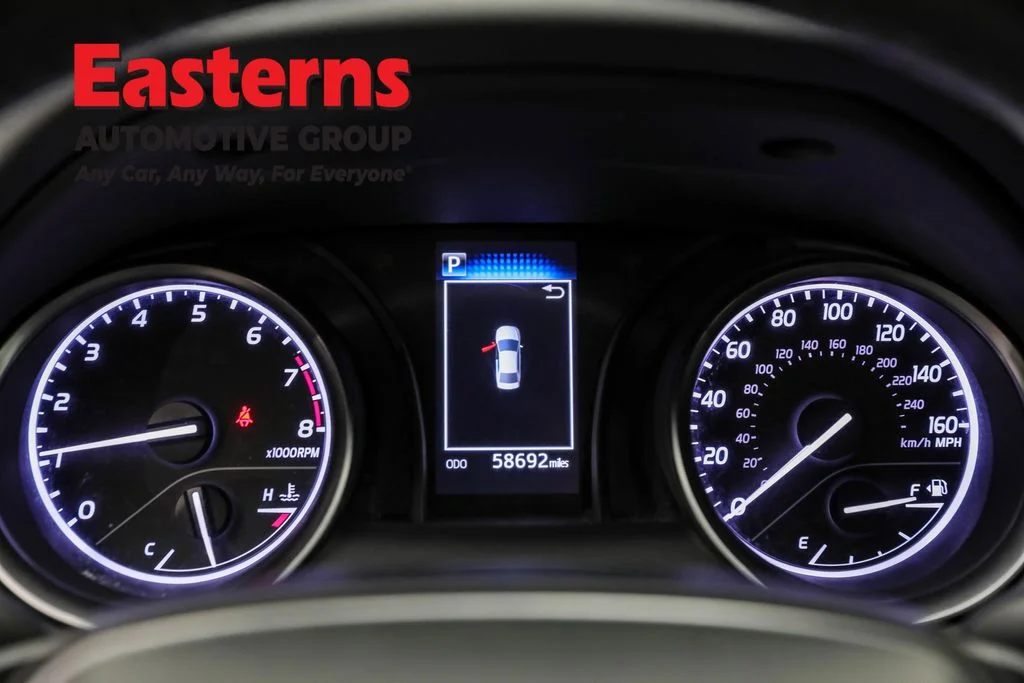 Used 2023 White Toyota SE image 17