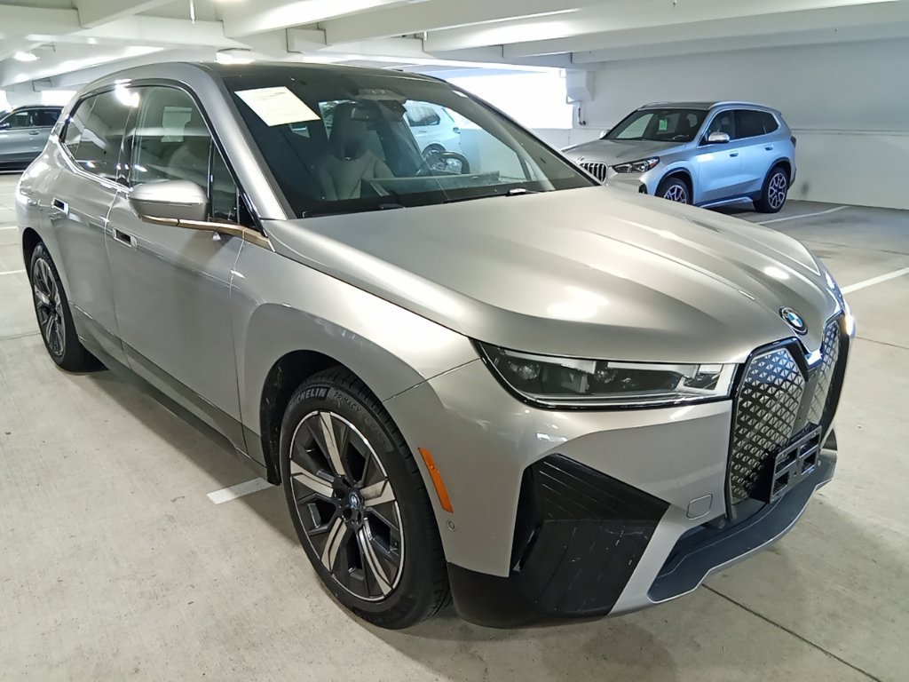 Certified Used 2024 Gray Metallic BMW xDrive50 image 3