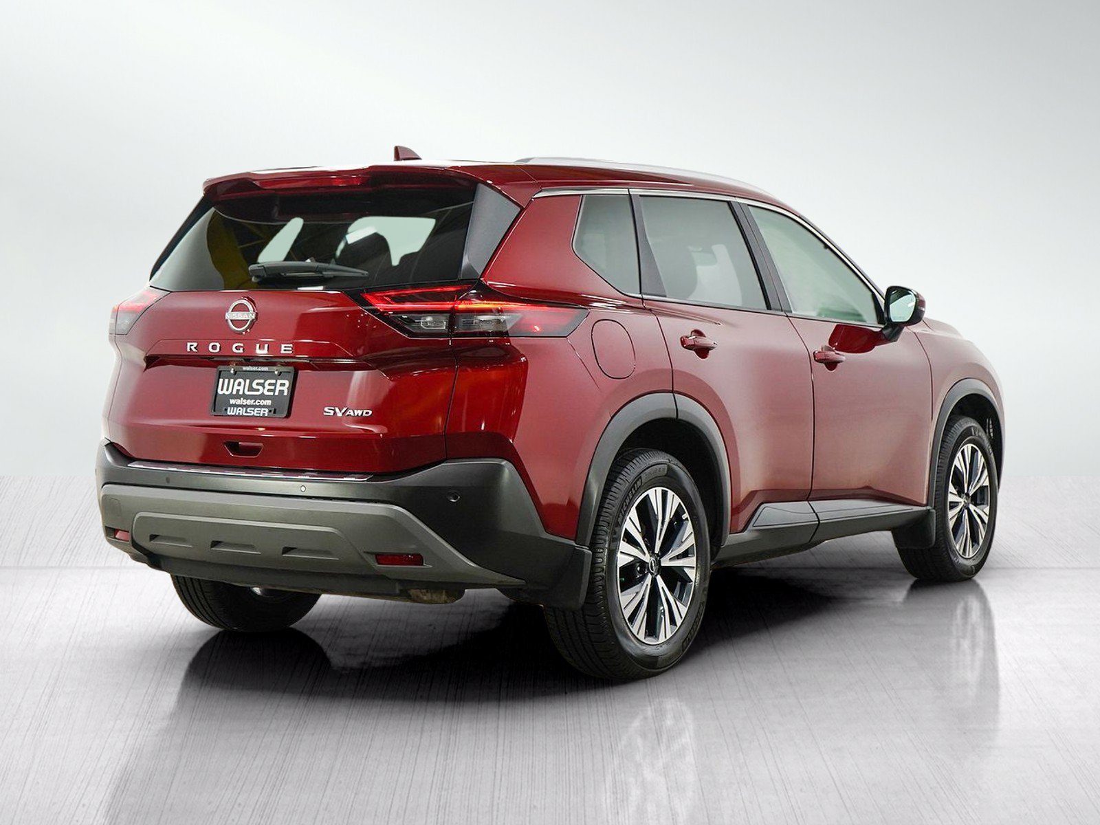 Used 2023  Nissan SV image 5