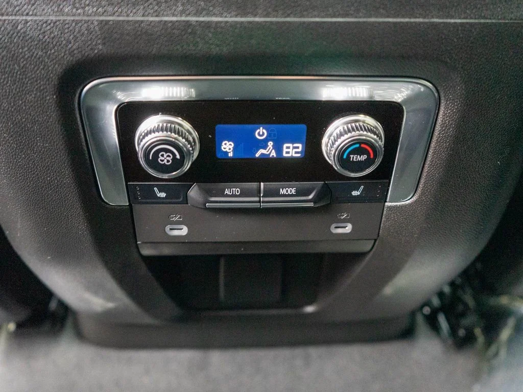 Certified Used 2024 Onyx Black GMC Denali image 15