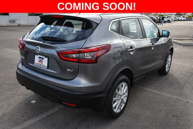 Used 2020 Gray Nissan SV image 5