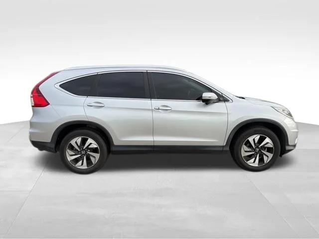 Used 2016 Silver Honda Touring image 2