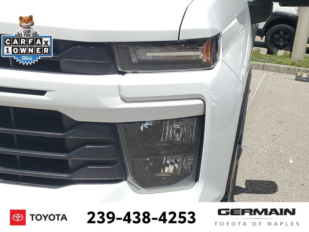 Used 2024 White Chevrolet Custom image 15