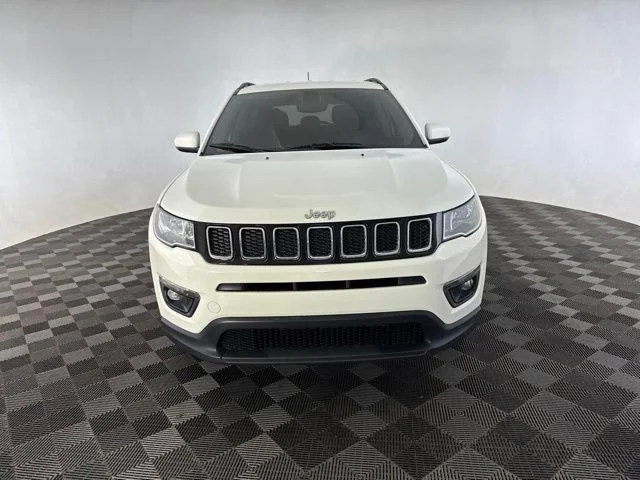 Used 2020 White Jeep Latitude image 2