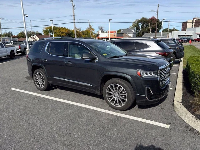 2021 GMC Acadia Denali