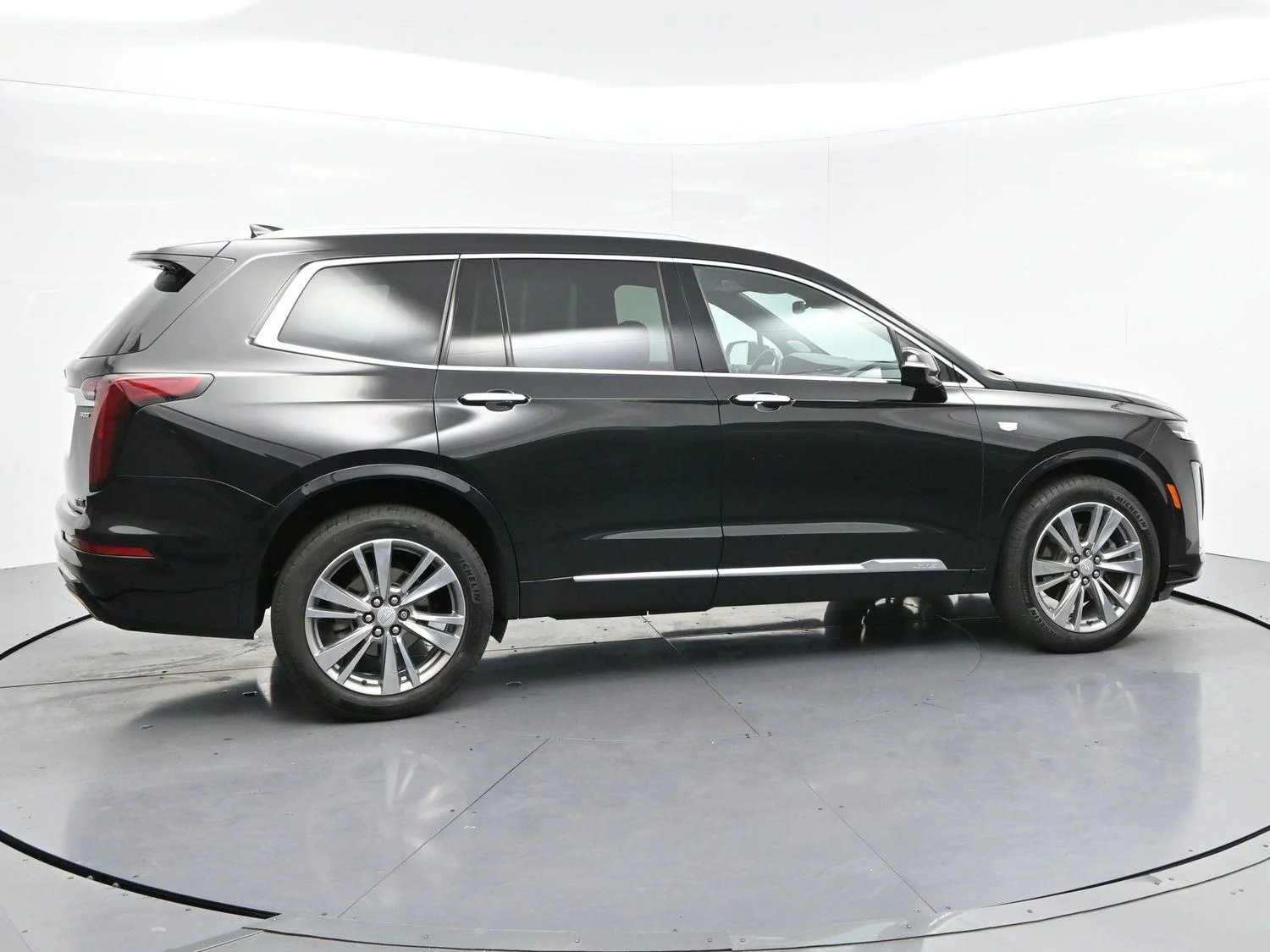 Used 2024 Stellar Black Metallic Cadillac Premium Luxury image 8