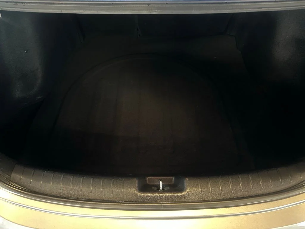 Used 2023 Gray Kia LXS image 25