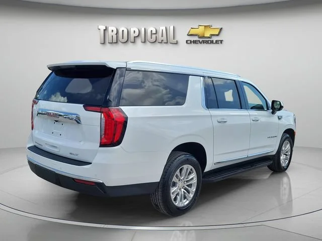 Used 2024 Summit White GMC SLT image 3