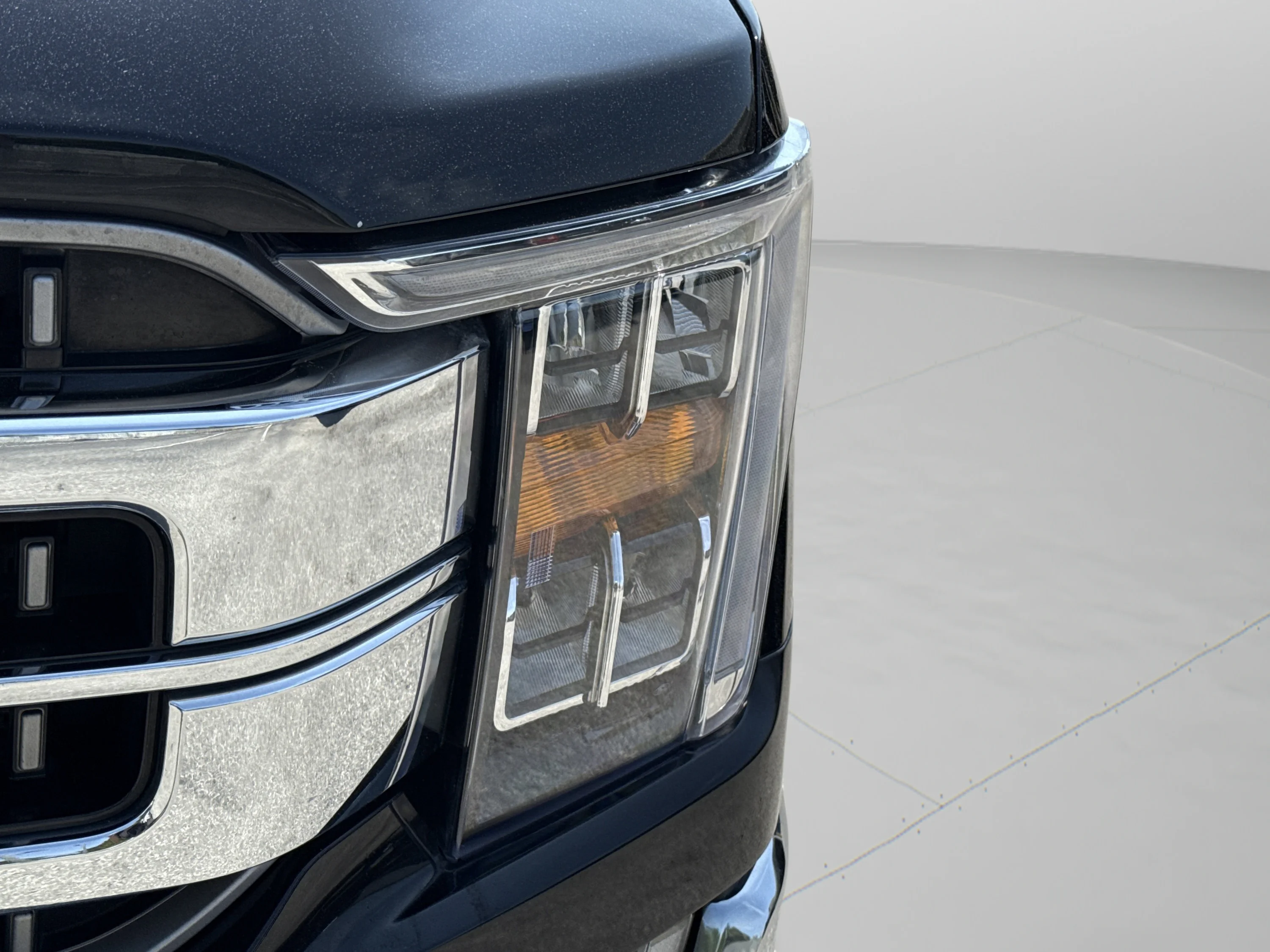Used 2022 Agate Black Metallic Ford LARIAT image 49
