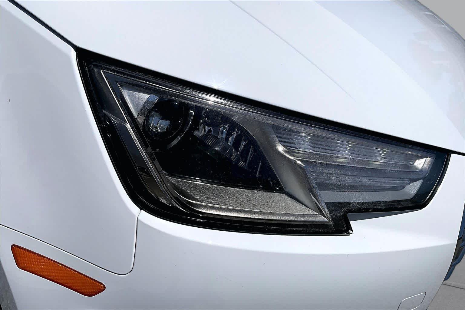 Used 2018 Glacier White Metallic Audi Premium image 54