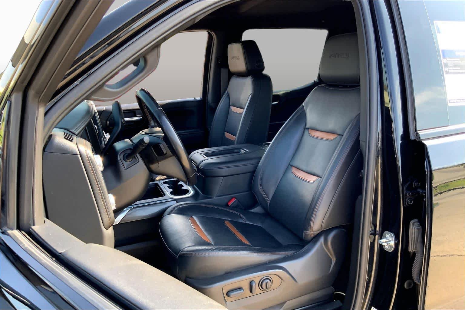 Used 2021 Ebony Twilight Metallic GMC AT4 image 8