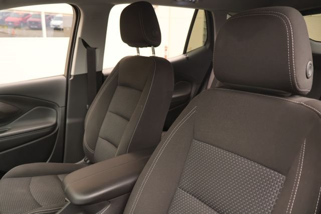 Used 2024 Blue GMC SLE image 13