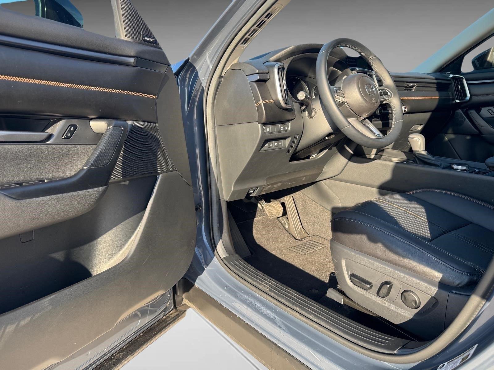 Used 2025 Polymetal Gray Metallic Mazda Premium Package image 20