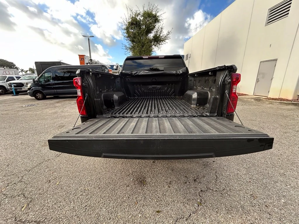 Used 2020 Black Chevrolet LT image 32