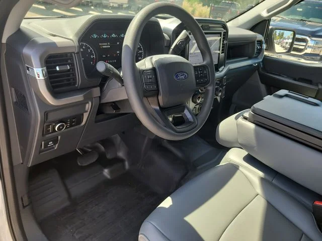 New 2026 Oxford White Ford XL image 18