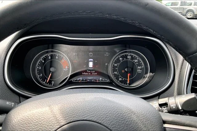 Used 2019 Velvet Red Pearlcoat Jeep Limited image 13