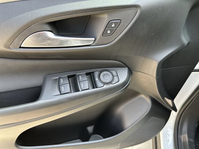 New 2026 Summit White Buick Preferred image 17