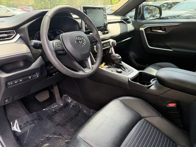 Used 2022 Midnight Black Metallic Toyota XSE image 17