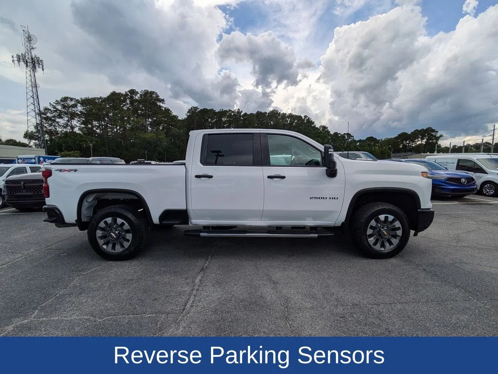Used 2024 Summit White Chevrolet Custom image 3