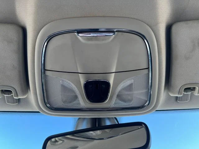 Used 2019 Gray Jeep Limited image 37