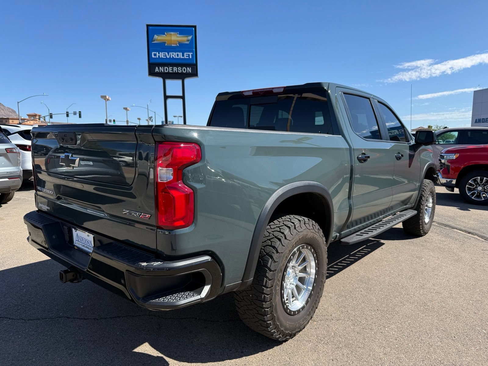 2025 Chevrolet Silverado 1500 ZR2 - Photo 7
