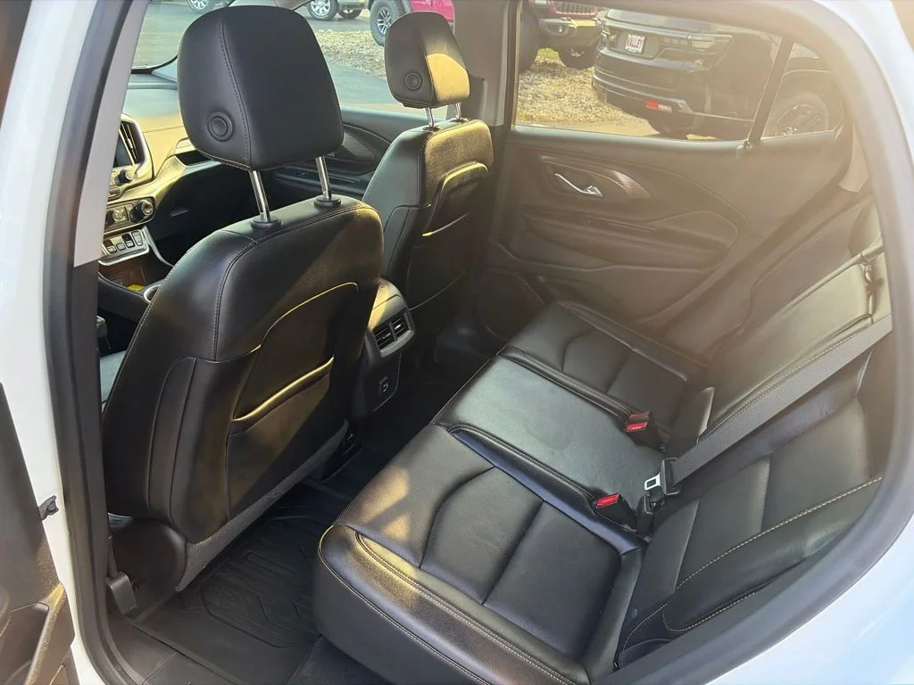 Used 2021 White GMC SLT image 15