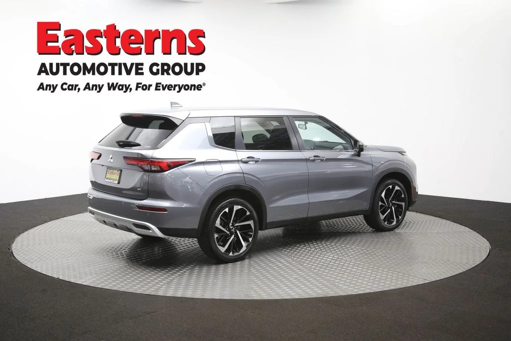 Used 2024 Gray Mitsubishi SE image 42