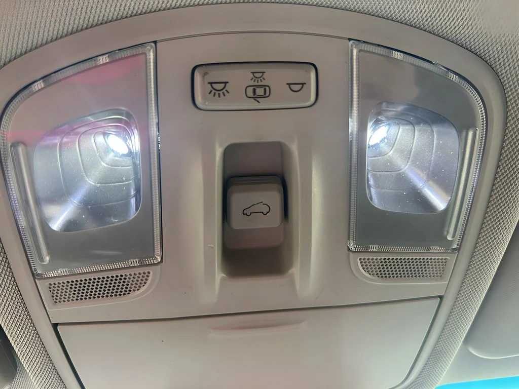 Used 2021 Pulse Red Hyundai Limited image 26