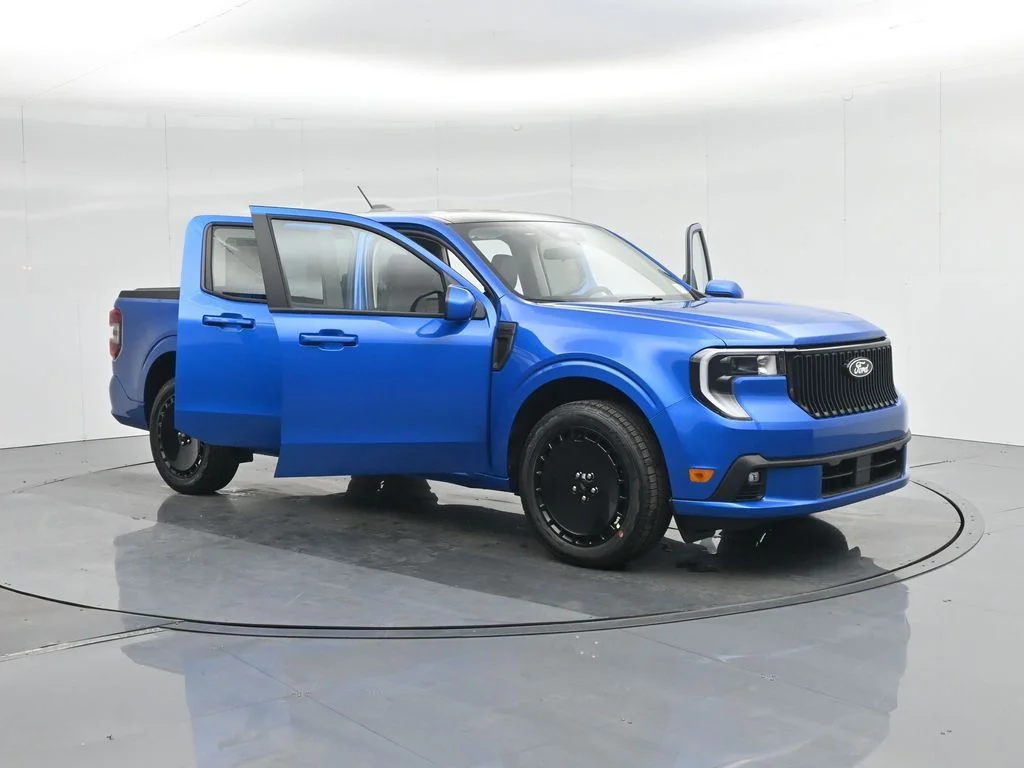 New 2025 Velocity Blue Ford Lobo Standard image 31