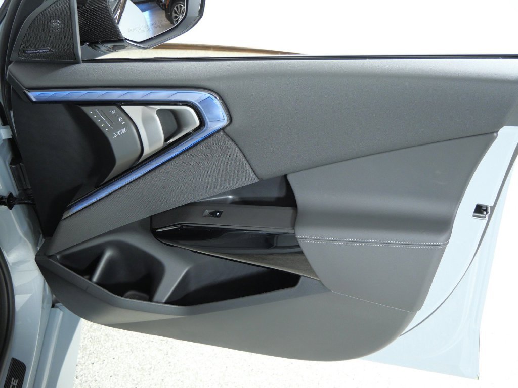 New 2026 Brooklyn Grey Metallic BMW M50 xDrive image 20