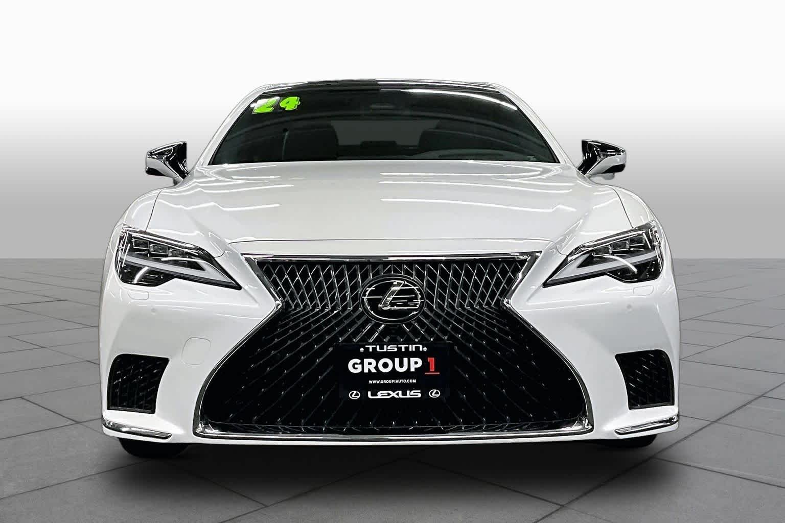 Used 2024 Eminent White Pearl Lexus  image 4
