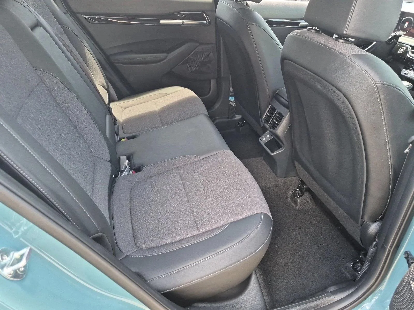 Used 2024 Pluton Blue/Black Roof Kia S image 20