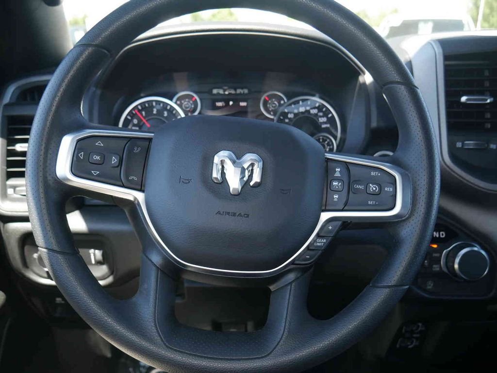 New 2026 Granite Crystal Metallic Clearcoat RAM TRADESMAN image 31