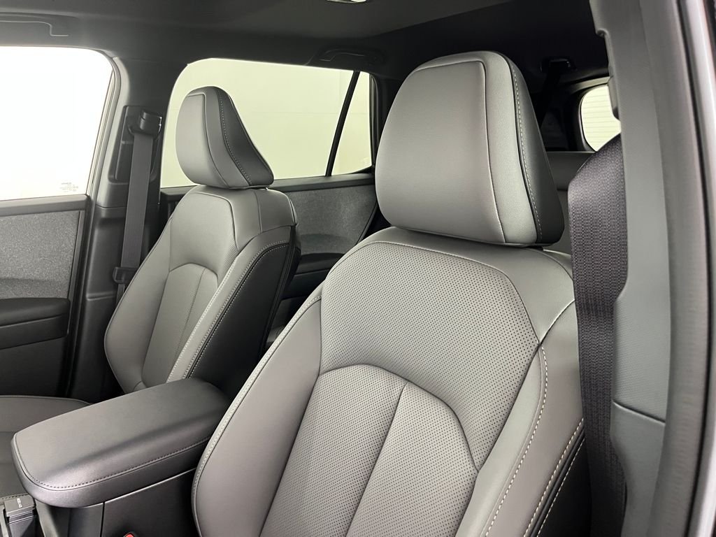 2026 Subaru Outback Limited - Photo 25