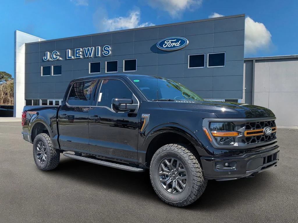 New 2026 Agate Black Metallic Ford Tremor image 1