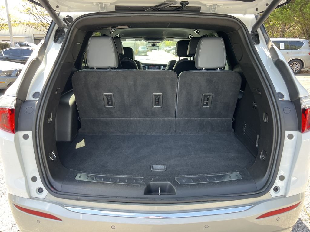 Used 2024 White Buick Premium Group image 5