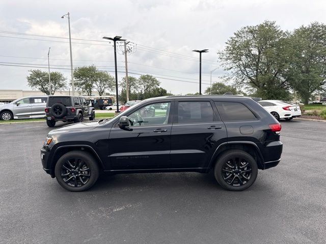 Certified Used 2021 Black Jeep Laredo X image 2